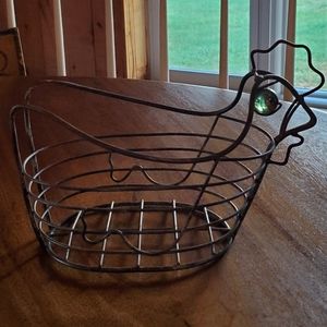 Wire Rooster Basket